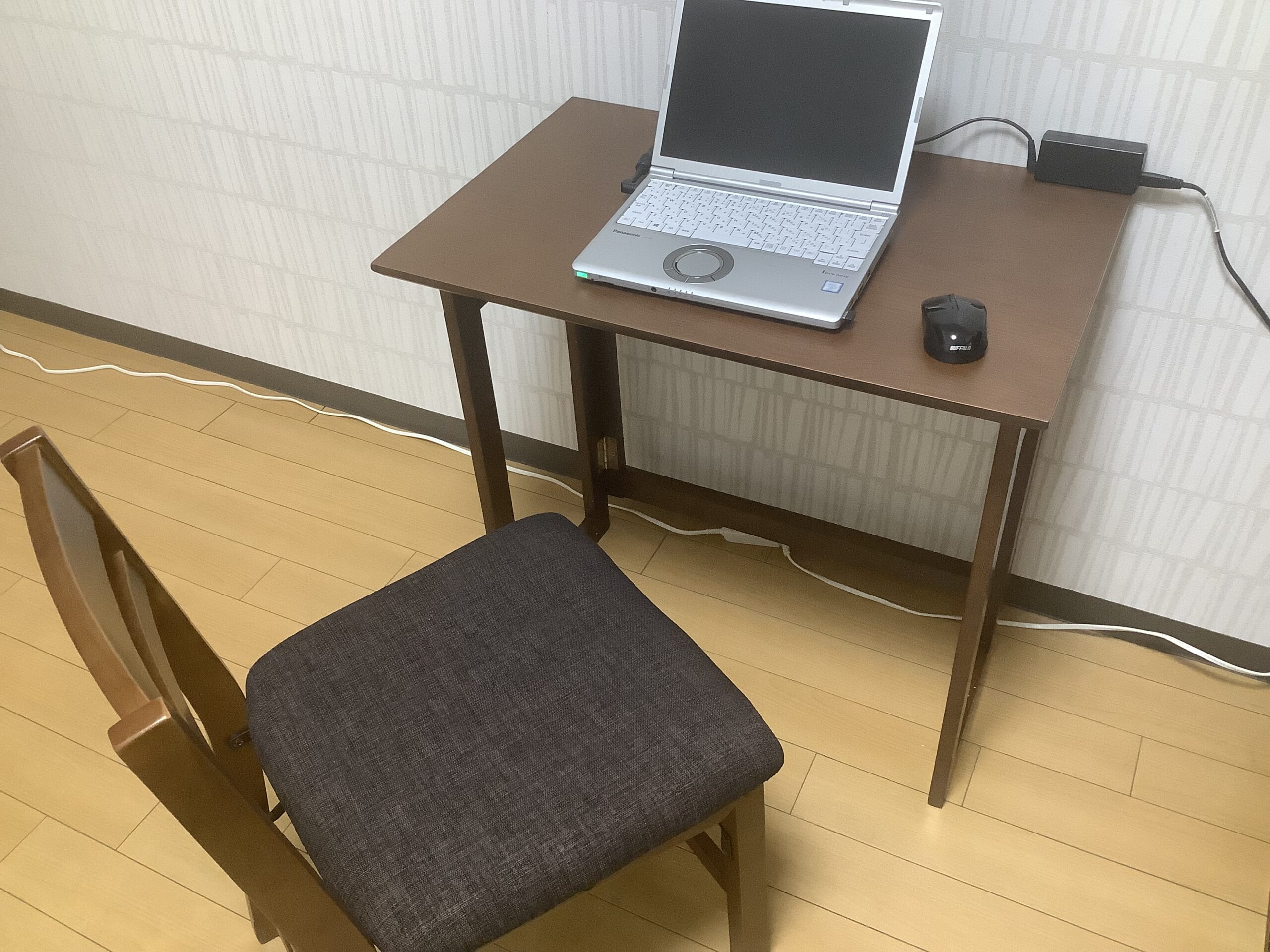 折りたたみデスク　チェア